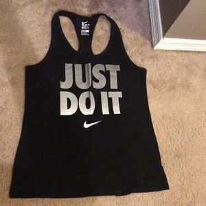 🌺Black Nike Graphic Tank🌺